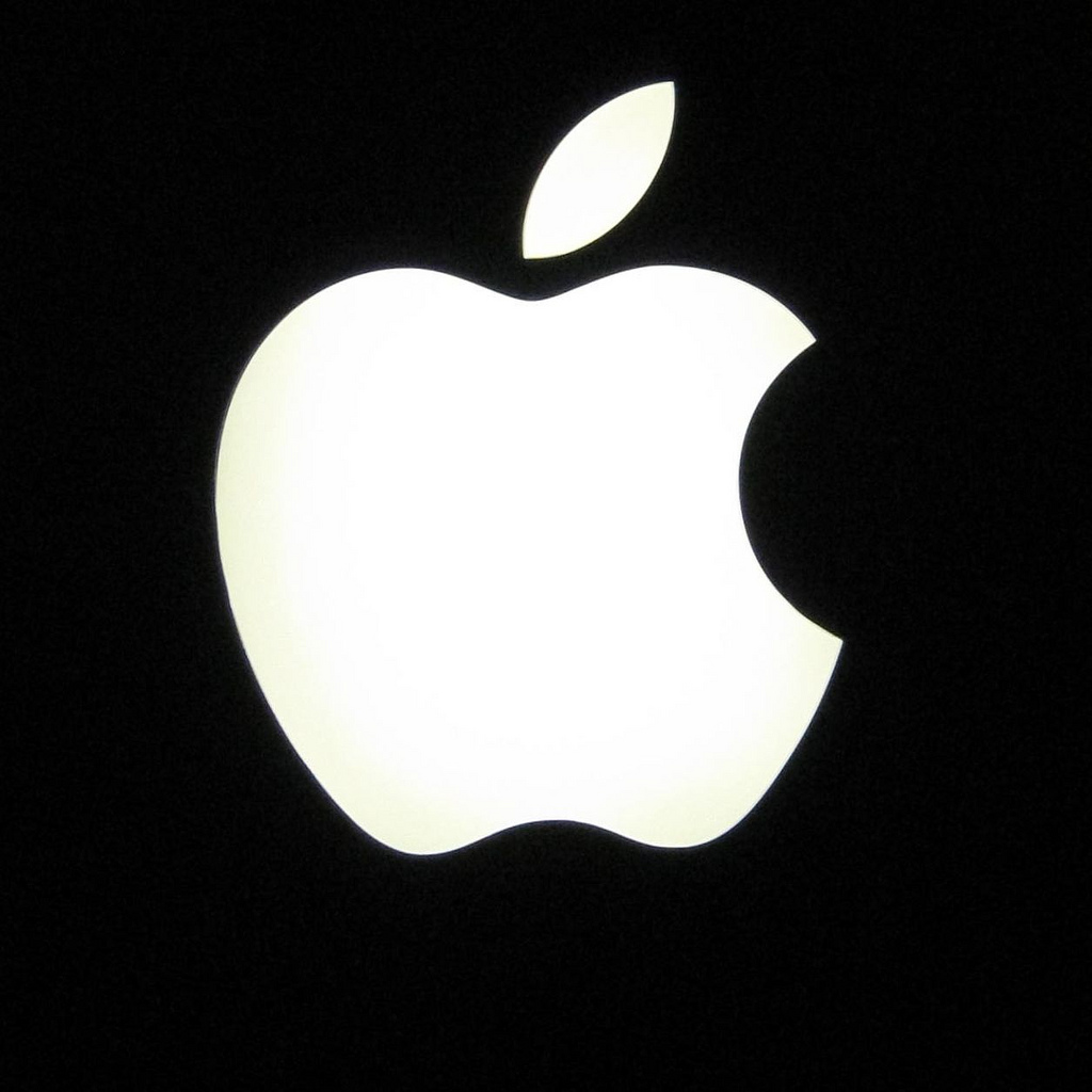 Photo of Apple Logo @ Apple Store | Steve | Flickr