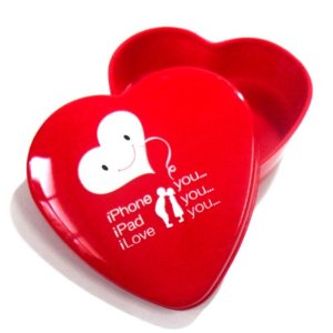 Small boxes of heart-shaped red cute, jewelry, the ...