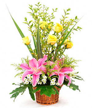 Flower Baskets Delivery in China | Send Flower Baskets China Online