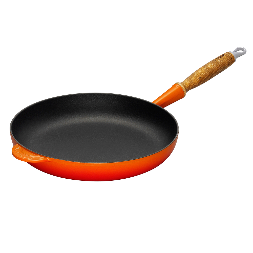 Frying Pan With Wooden Handle - Le Creuset - Le Creuset - RoyalDesign.