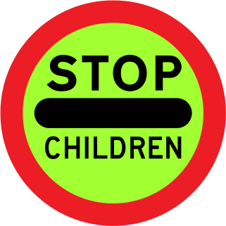 UK traffic sign 605.2 (children fluorescent).svg 