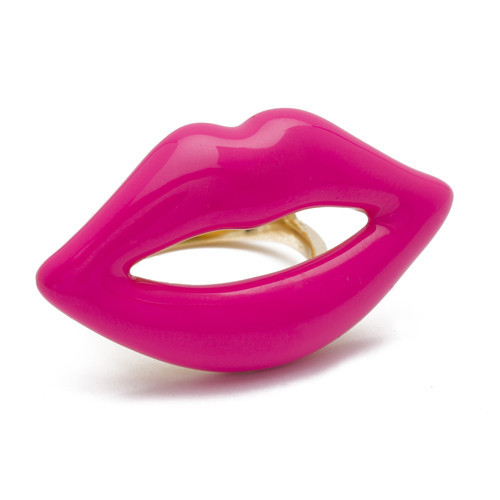 Kiss Me Lips Ring – #