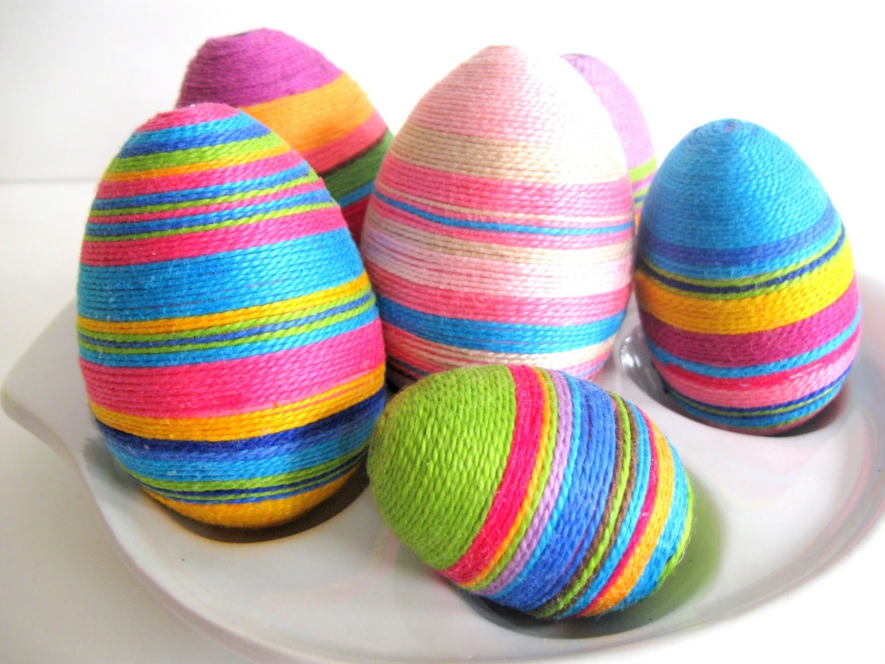Happy Easter Decoration Colorful Egg HD Wallpapers | Wallpaperloves