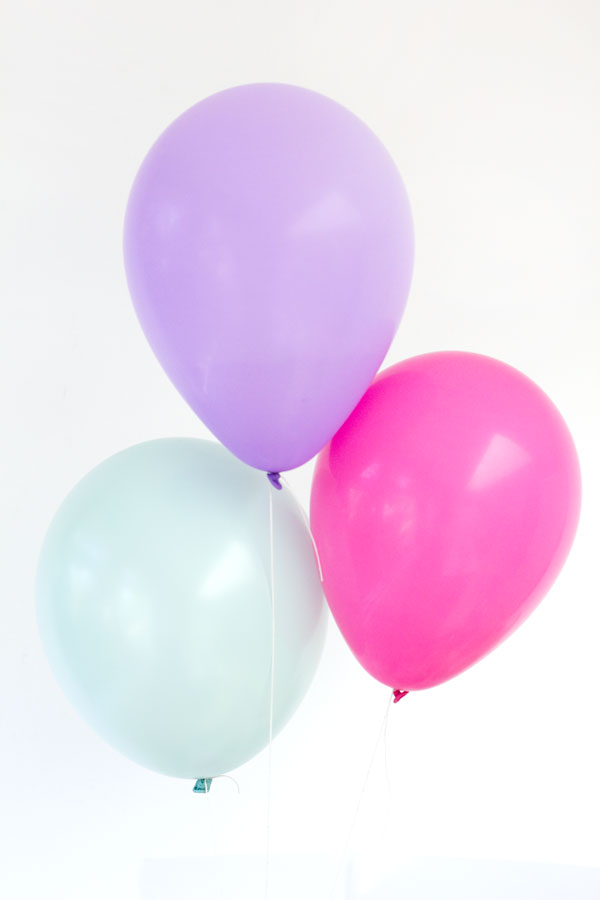 DIY Splatter Paint Balloons | Studio DIY