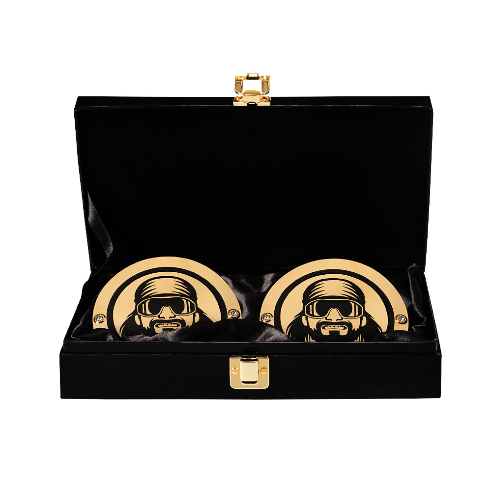 469 views WWE Replica Championship Belts & Side Plates | WWE