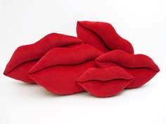 Plush Smooches