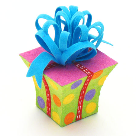 Brighten the Birthday With Colorful Designer Present Decorations ...