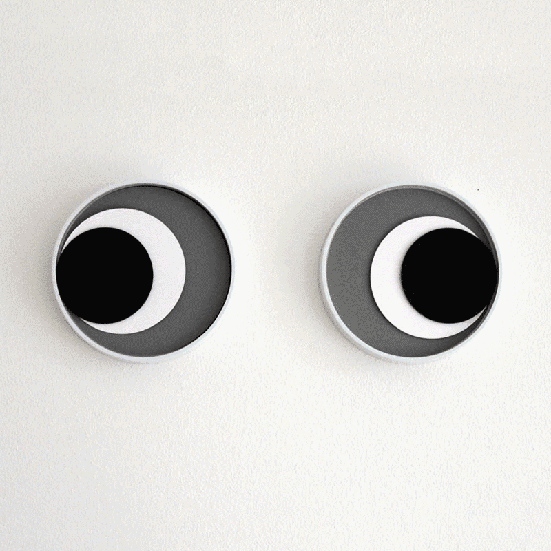 PopEye Clock Keeps An Eye On The Time - The Green Head