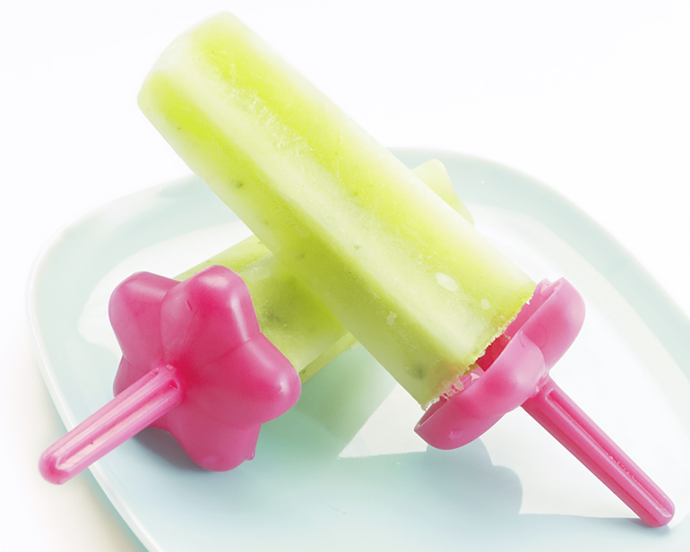 Honeydew, Cucumber & Mint Popsicles | delishsis