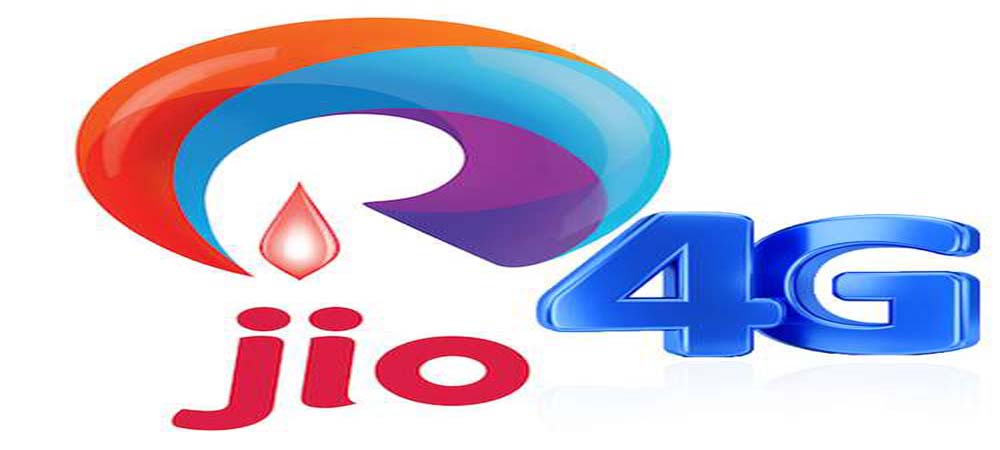 People Going Crazy to Have Jio, Hard For Stores To Manage Customers