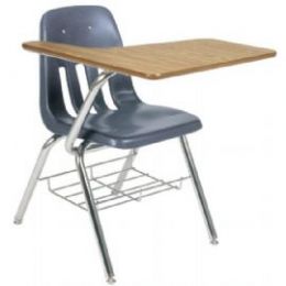 A Visual History of School Desks | EdTech Magazine
