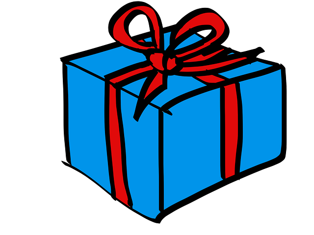 Cartoon Present | Free Download Clip Art | Free Clip Art | on ...